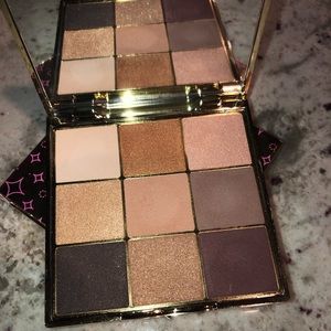 Tarte make magic happen eyeshadow palette